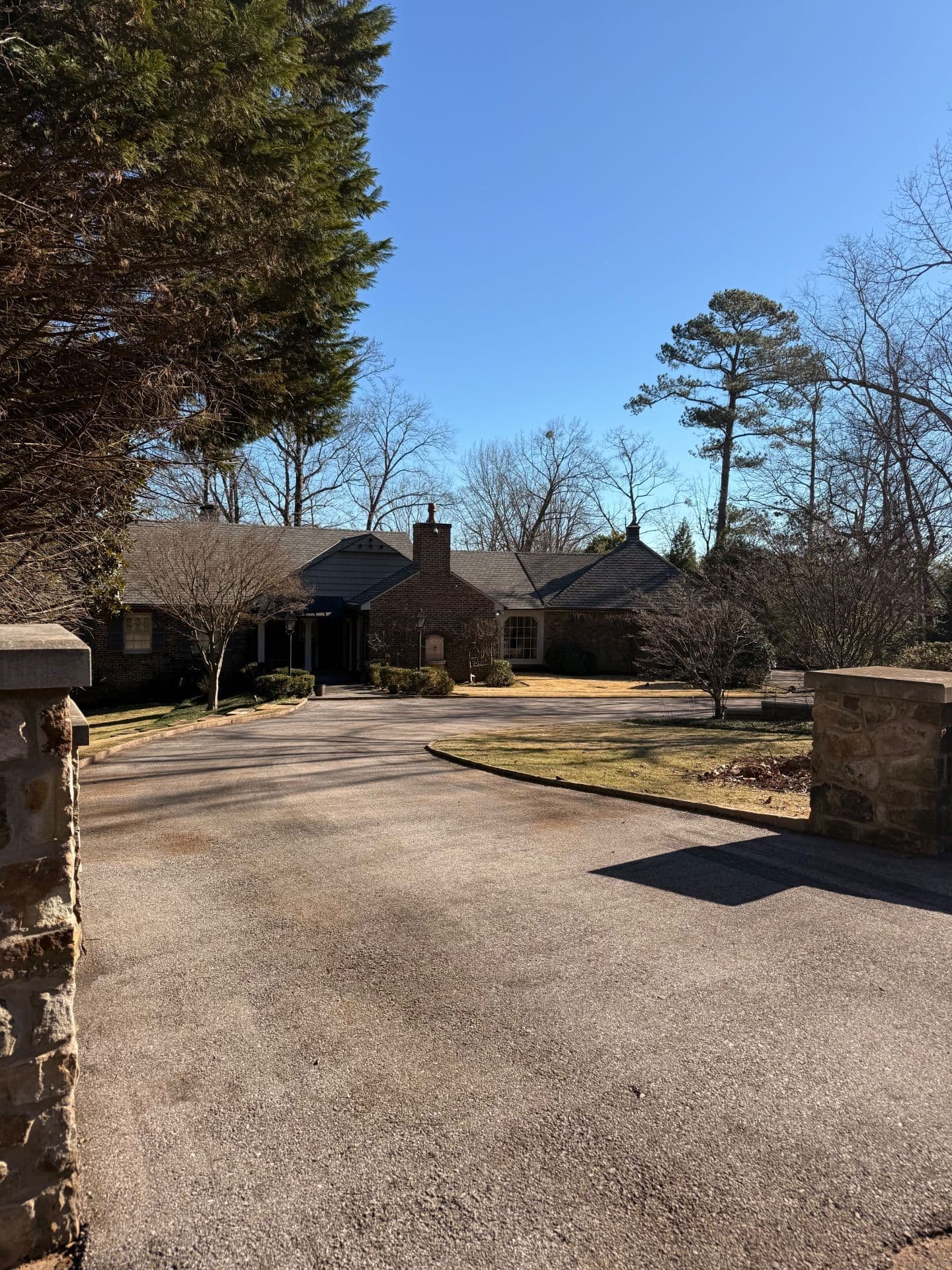 Gallery photos for Stunning Yard Cleanup at Mountain Brook: Image #2